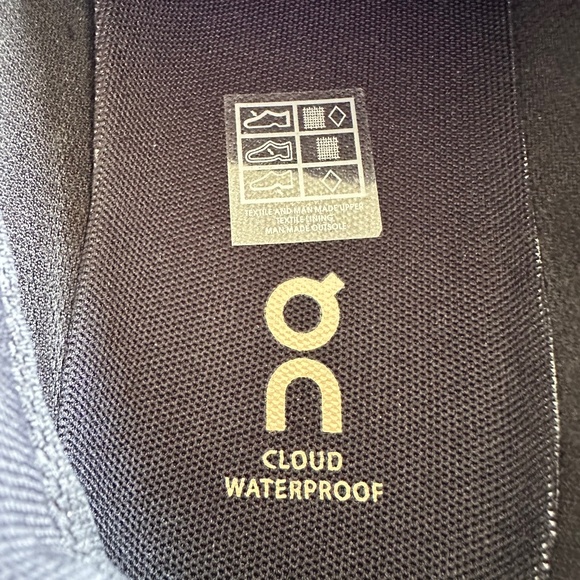 On Cloud 5 Waterproof 14 - Picture 2 of 9